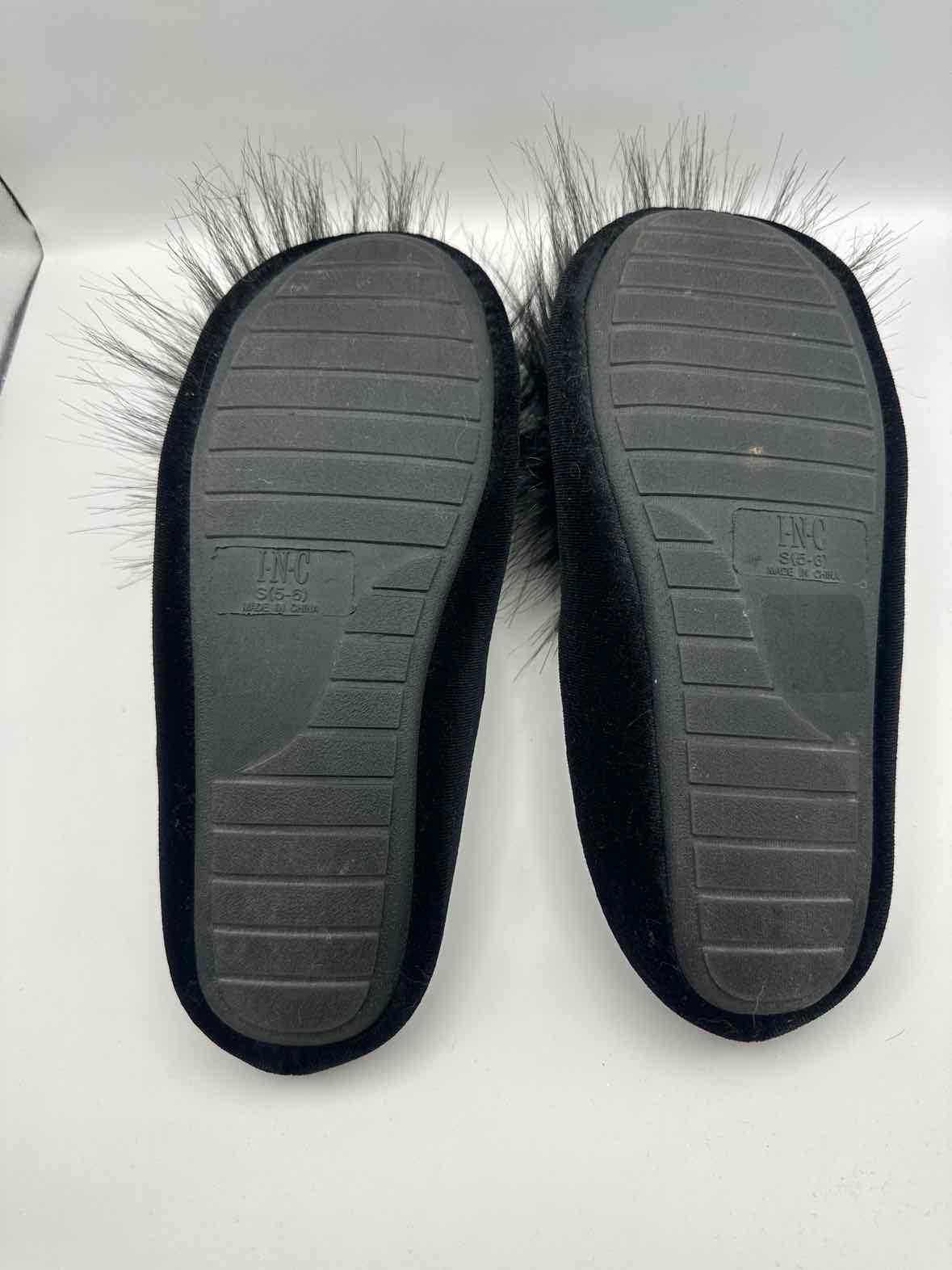 Vintage Black Velvet Slippers with Fuzzy Toe