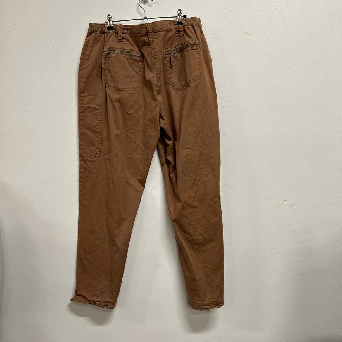 Third Eye Finds Size 3 Reg Tan Trousers