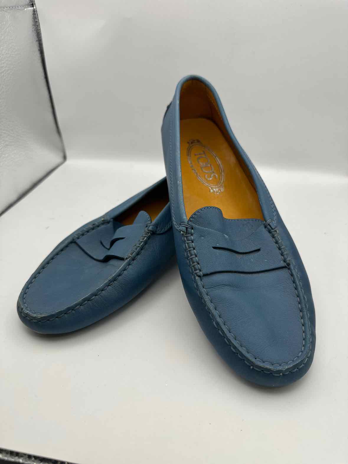 Vintage Tod's Blue Leather Loafers