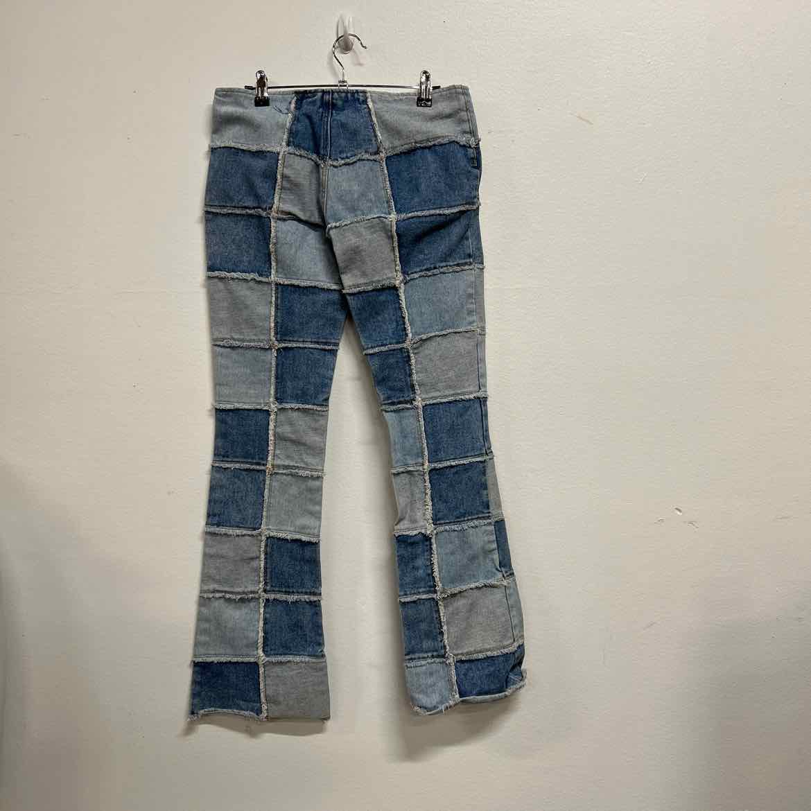 Third Eye Finds Size 3 blue jeans