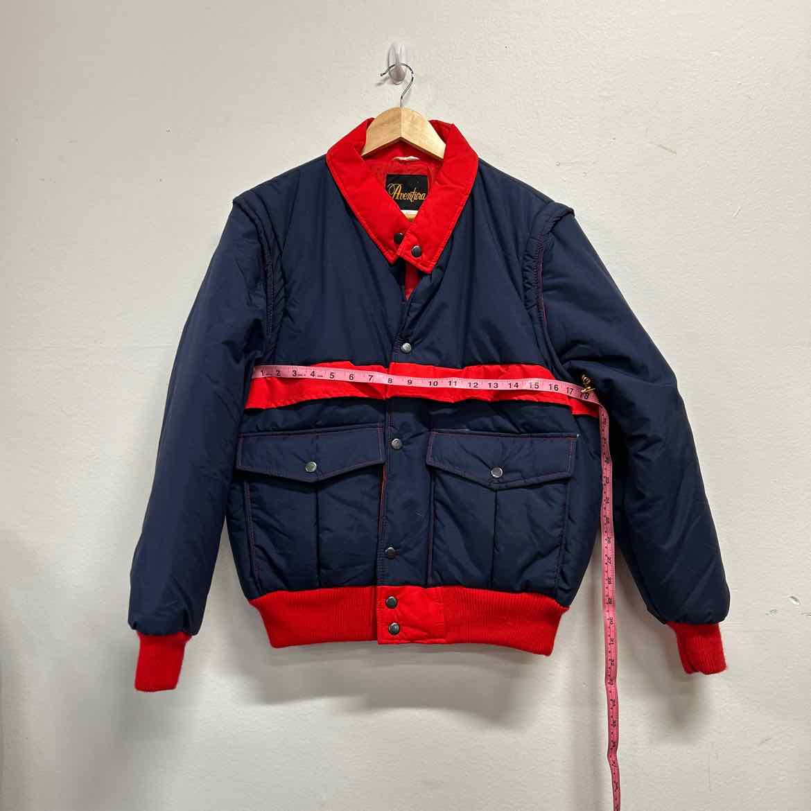 Aventura Size L Navy Red Coat