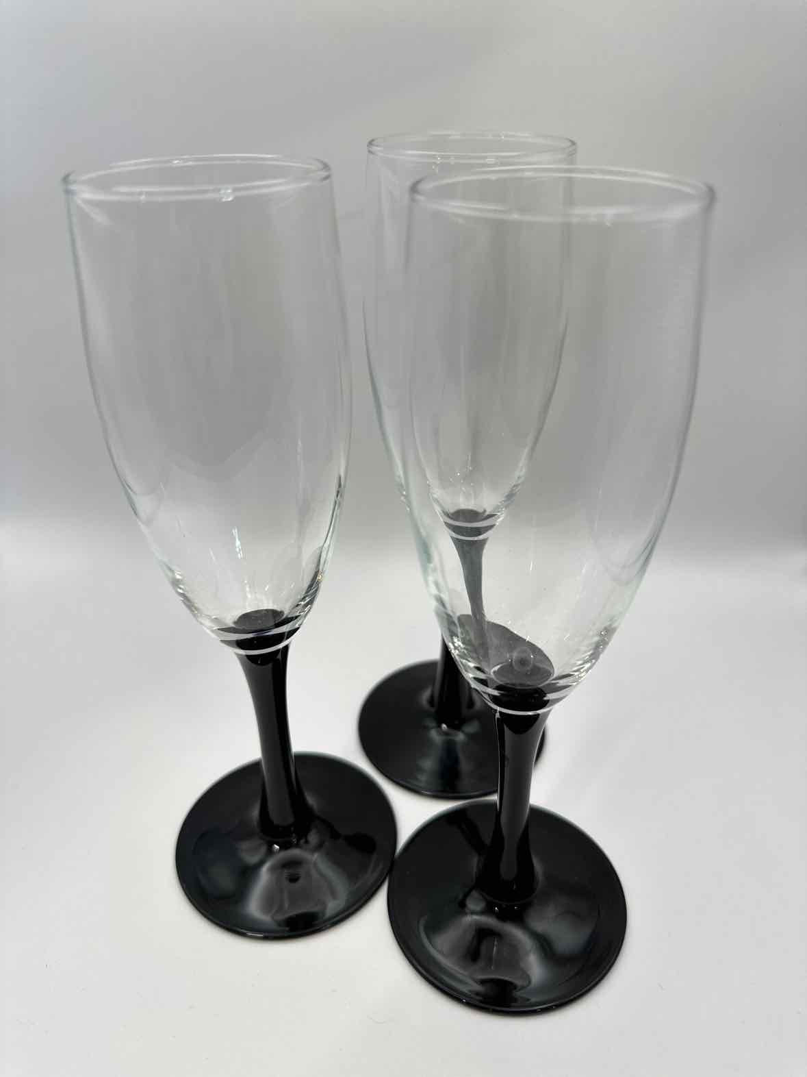 3 wine glass with black stem